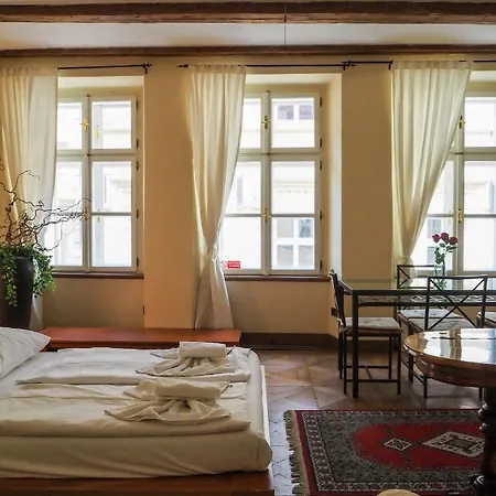 Karlova - Old Town Appartement *